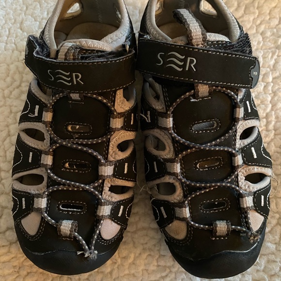 World Wide Sportsman Hiking Outdoor Shoe size 1 - Picture 1 of 6